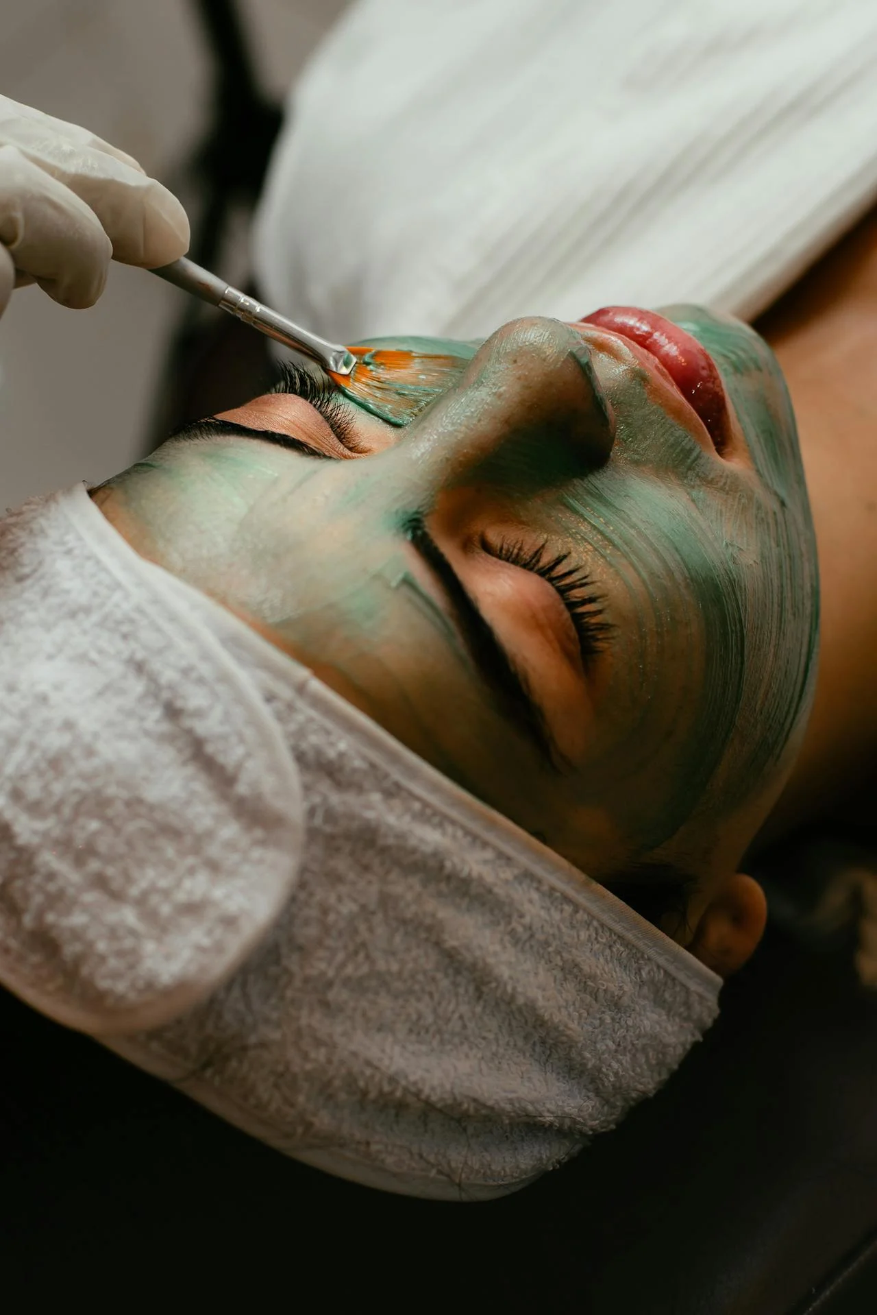 How to Choose the Right Facial for Your Skin in NYC