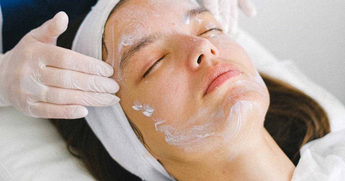 Best Facial Treatments for Acne-Prone Skin in NYC
